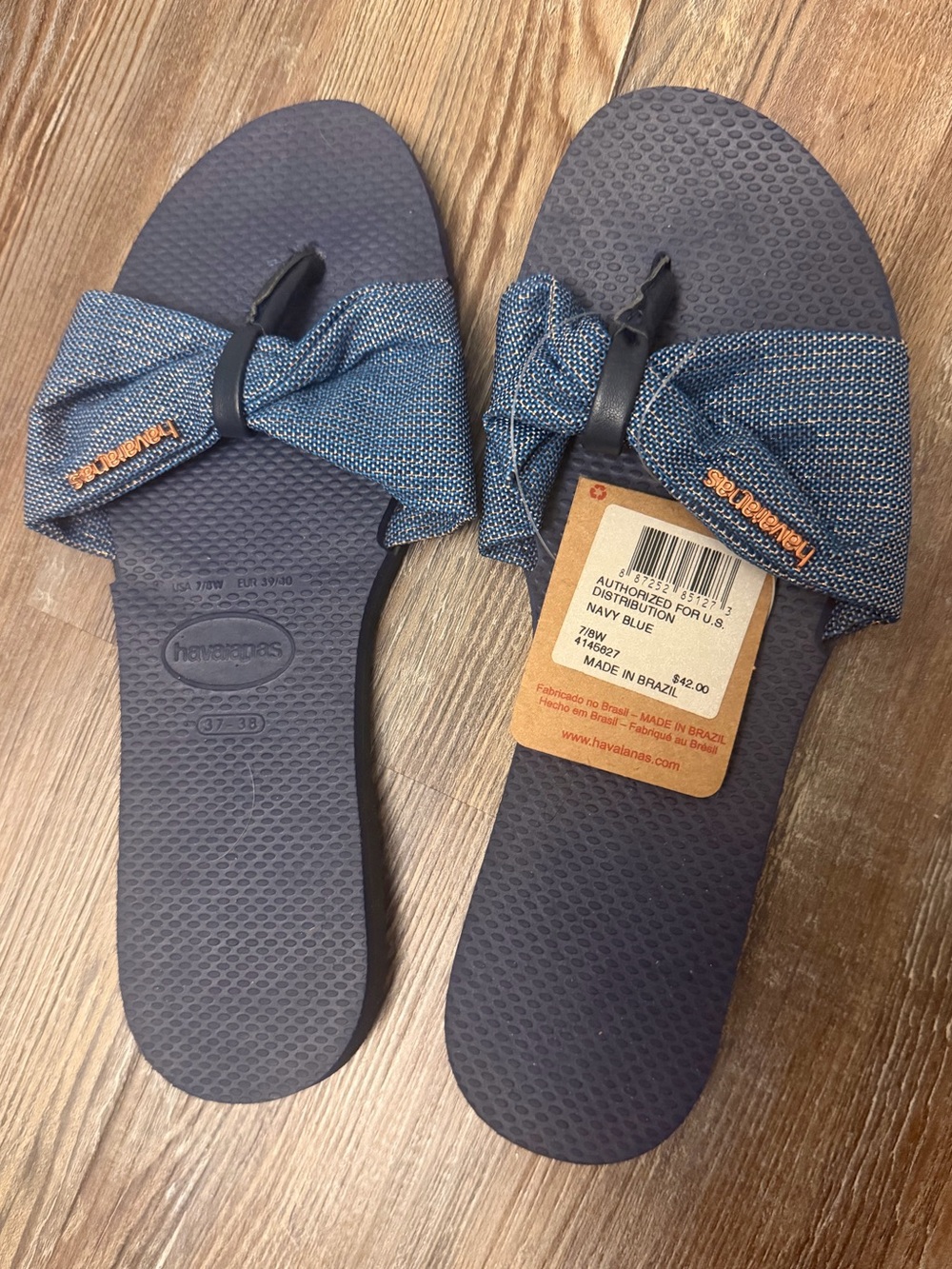 Havaianas - Women's You St.
Tropez Shine Flip Flop Sandal - Size 7/8 - Picture 4 of 8